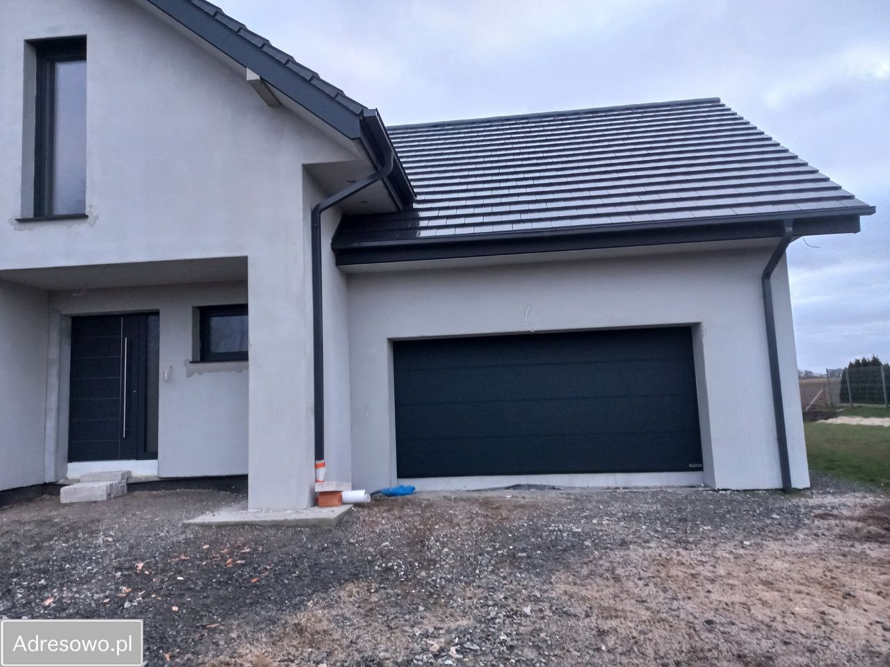 dom wolnostojący, 5 pokoi Łaziska. Zdjęcie 3