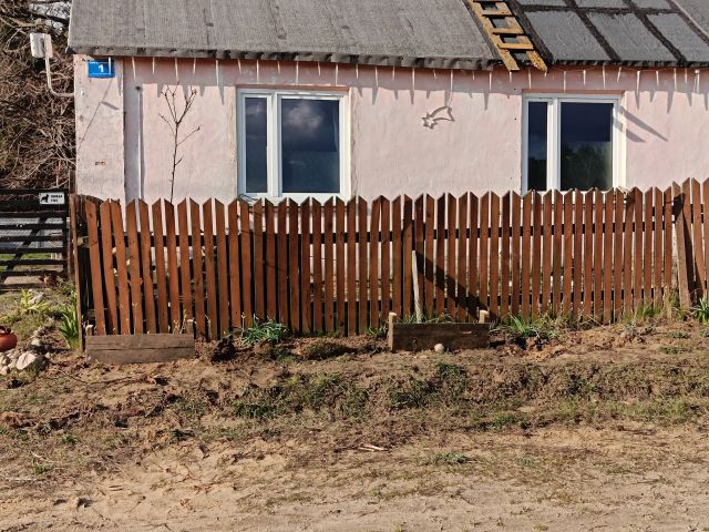 dom wolnostojący, 2 pokoje Huta Zaborowska. Zdjęcie 1