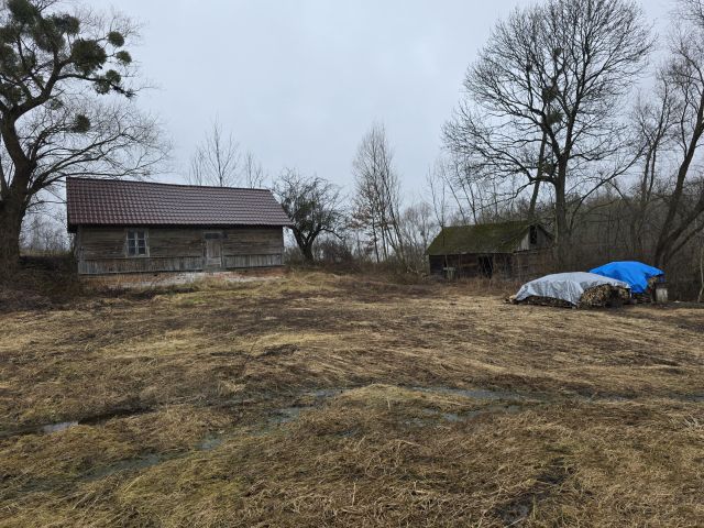 dom wolnostojący, 2 pokoje Komarów Górny. Zdjęcie 1