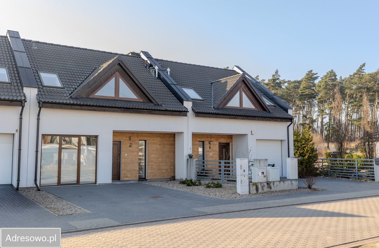 dom szeregowy, 5 pokoi Lusówko Rozalin, ul. Agawy. Zdjęcie 1