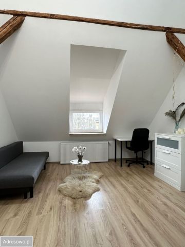 Mieszkanie 2-pokojowe Katowice Śródmieście, ul. ks. bp. Stanisława Adamskiego. Zdjęcie 1