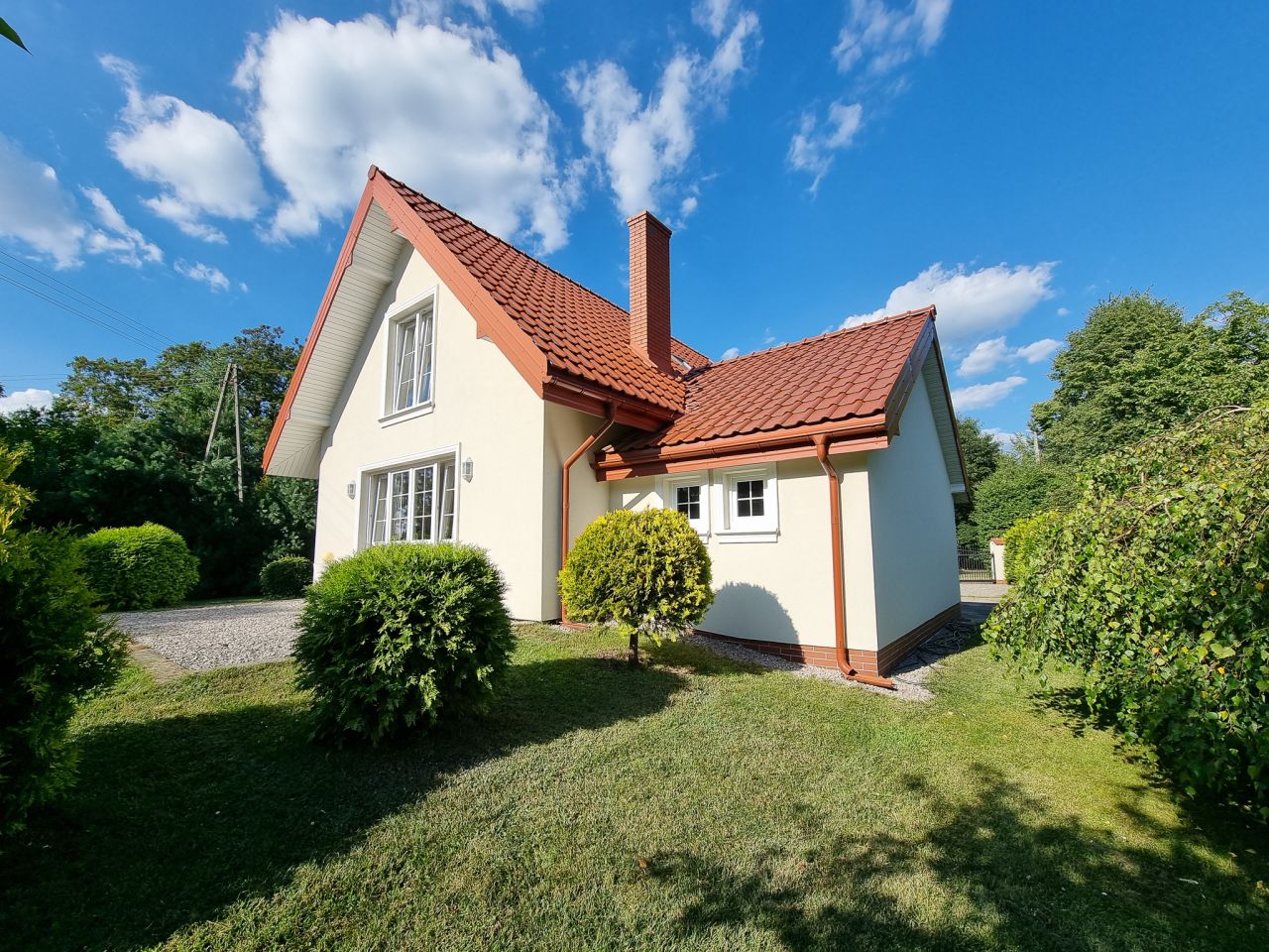 dom wolnostojący, 3 pokoje Skuły, ul. Okrężna. Zdjęcie 2