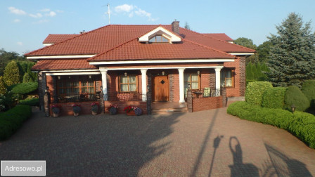 dom wolnostojący, 7 pokoi Konin