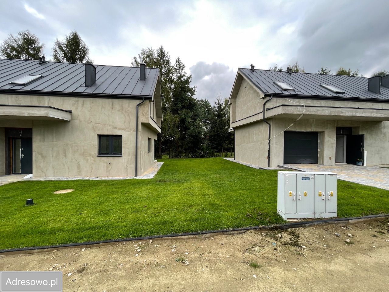 dom wolnostojący, 5 pokoi Marysin, ul. Szarugi. Zdjęcie 4