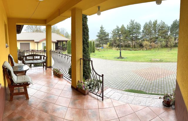 dom wolnostojący, 4 pokoje Sedranki. Zdjęcie 19