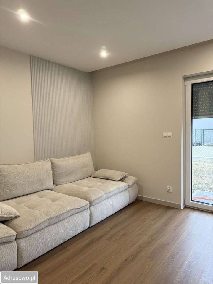 bliźniak, 4 pokoje Kiełczówek. Zdjęcie 8