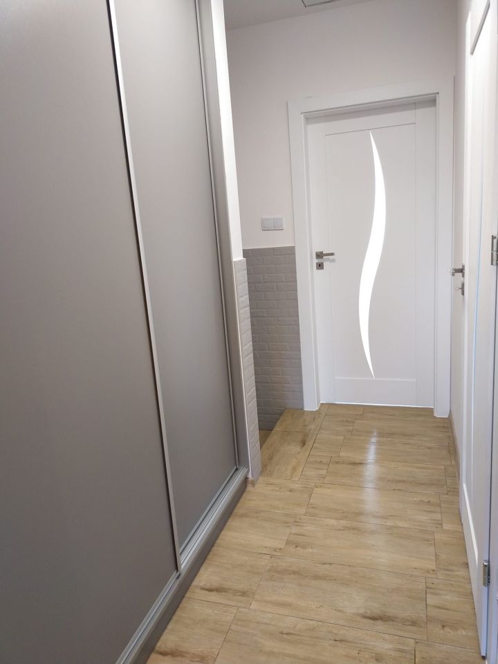 Mieszkanie 4-pokojowe Miechów. Zdjęcie 3