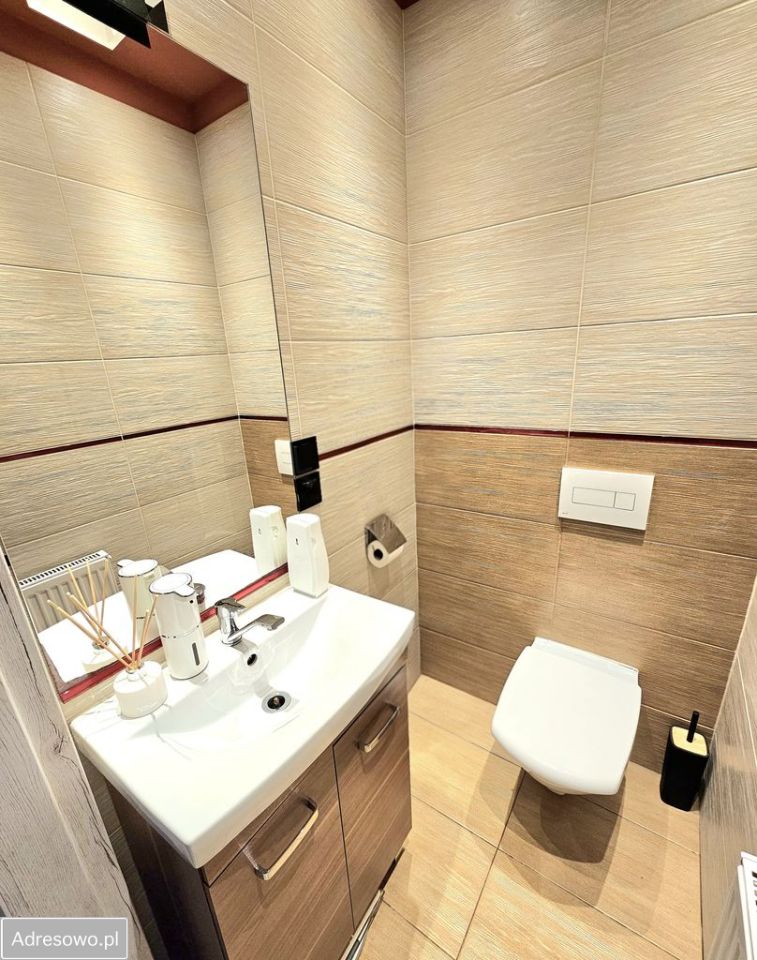 bliźniak, 5 pokoi Pisarzowice. Zdjęcie 3