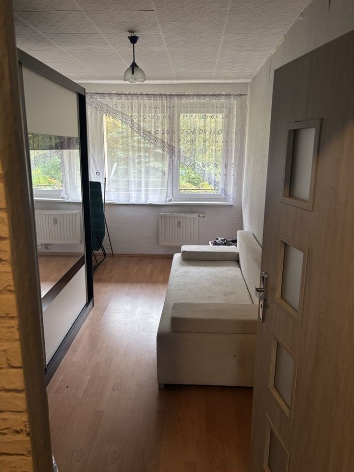 Mieszkanie 3-pokojowe Głębokie. Zdjęcie 3