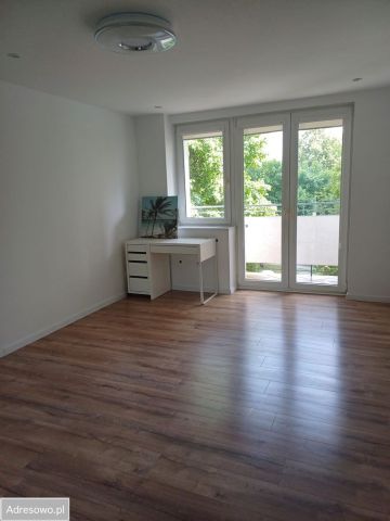 Mieszkanie 2-pokojowe Łódź Polesie, ul. Bratysławska. Zdjęcie 1