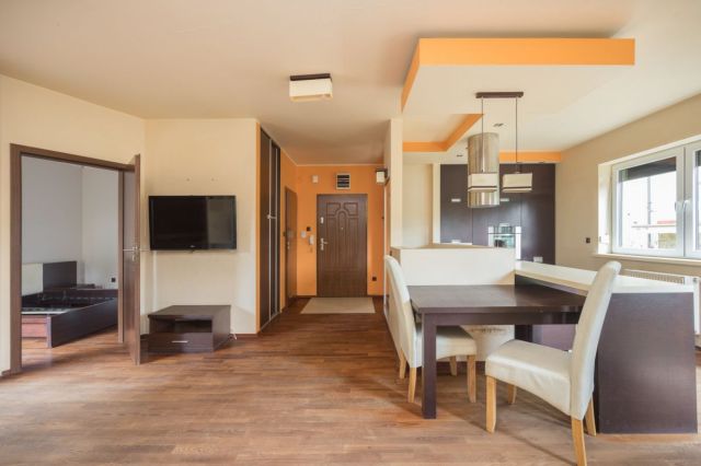 Mieszkanie 3-pokojowe Macierzysz, ul. Mazowiecka. Zdjęcie 1