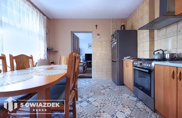 dom wolnostojący, 5 pokoi Marcelin. Zdjęcie 27
