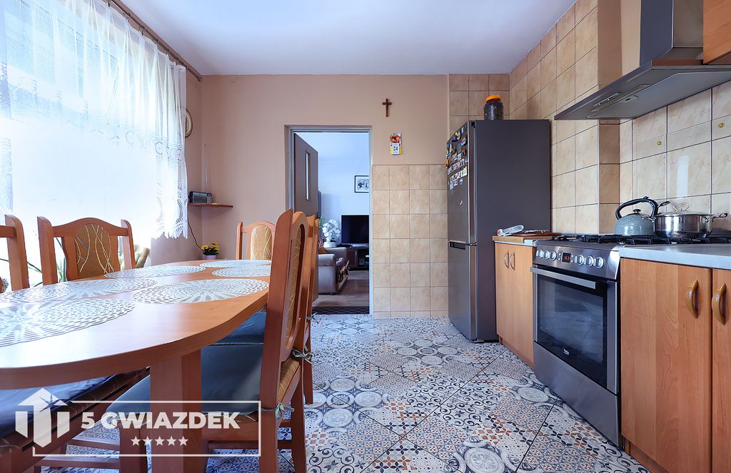 dom wolnostojący, 5 pokoi Marcelin. Zdjęcie 27