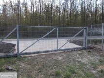 dom wolnostojący, 2 pokoje Głogowa. Zdjęcie 3