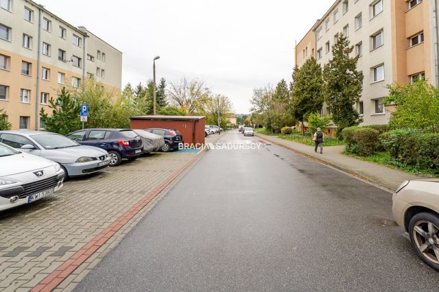 Mieszkanie 3-pokojowe Wieliczka, ul. Wincentego Pola. Zdjęcie 32