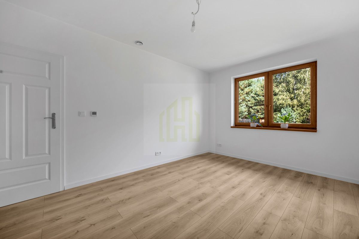 dom wolnostojący, 3 pokoje Ostrówek, ul. Szyszkowa. Zdjęcie 13