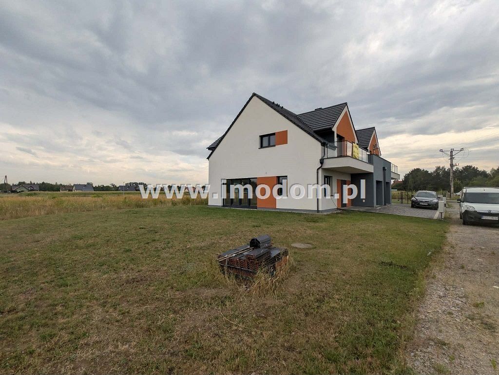 bliźniak, 5 pokoi Ratowice. Zdjęcie 2