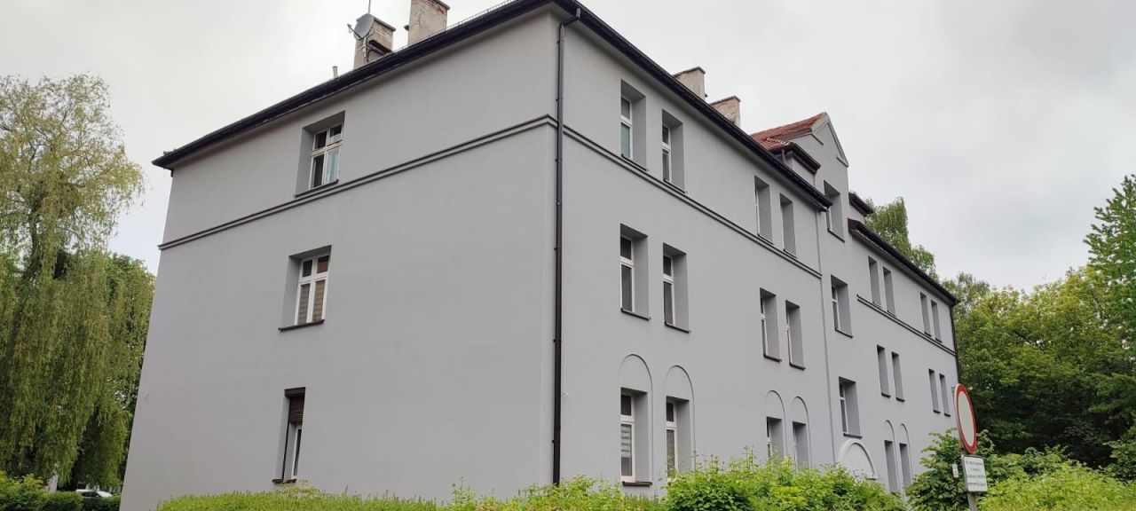 Mieszkanie 3-pokojowe Bytom, ul. Łużycka. Zdjęcie 1