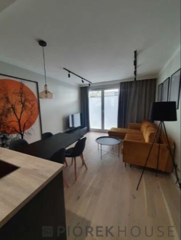 Mieszkanie 3-pokojowe Warszawa Praga-Południe, ul. Czapelska. Zdjęcie 1