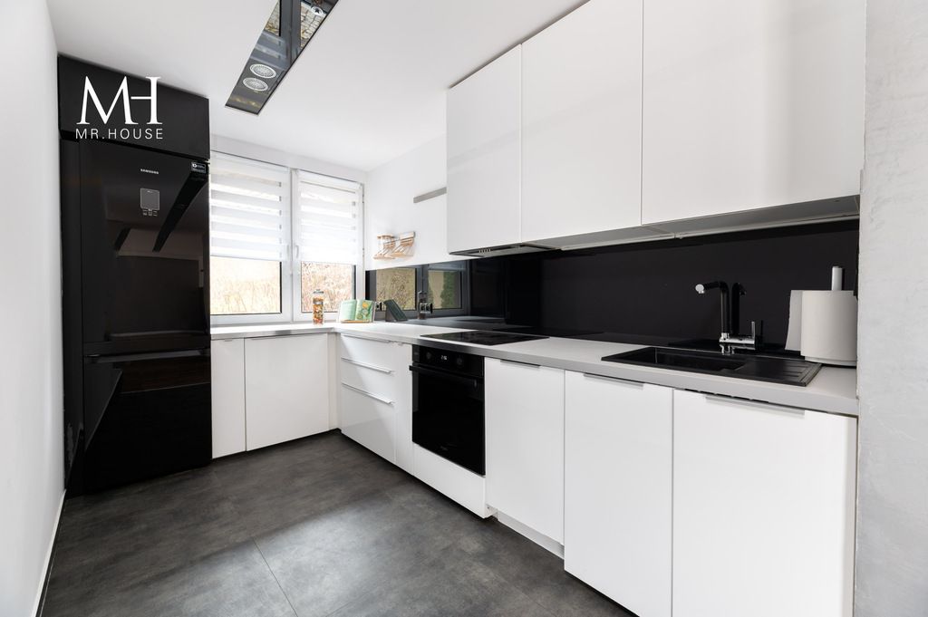 dom wolnostojący, 3 pokoje Łódź Rogi. Zdjęcie 3