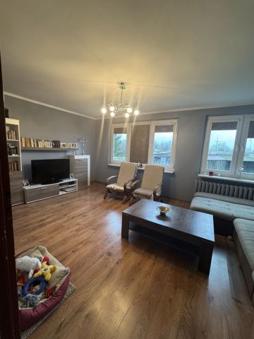 Mieszkanie 3-pokojowe Kowalec. Zdjęcie 1