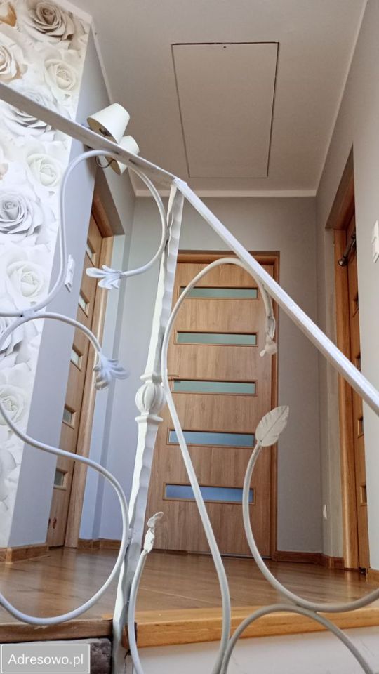 dom wolnostojący, 4 pokoje Radomin. Zdjęcie 2