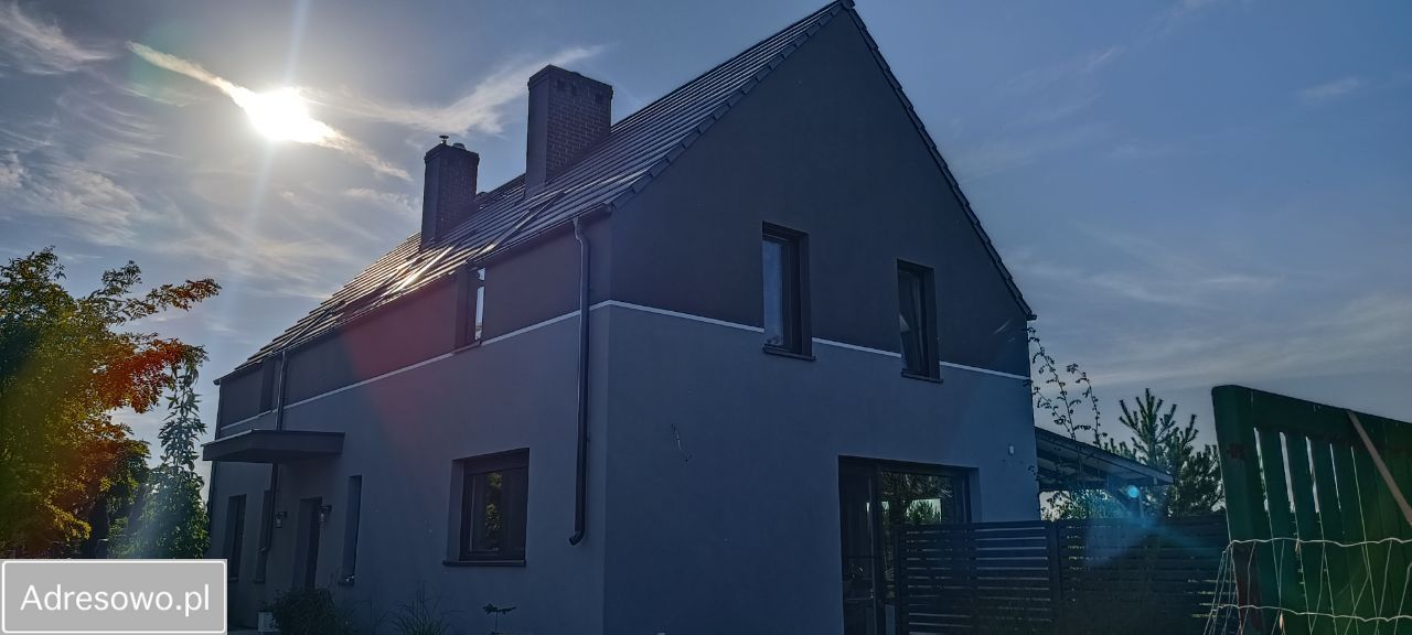 dom wolnostojący, 8 pokoi Czołowo, os. Osiedle Międzylesie