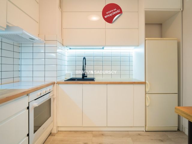 Mieszkanie 2-pokojowe Kraków Mistrzejowice, os. Kombatantów. Zdjęcie 1