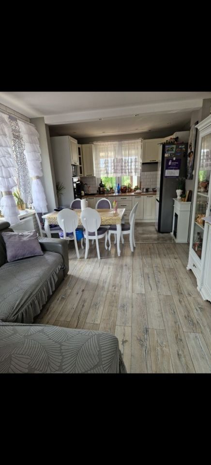 dom wolnostojący Łódź, ul. Bronisin. Zdjęcie 7