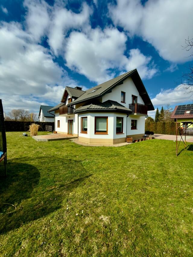 dom wolnostojący, 6 pokoi Krosno, ul. Krakowska. Zdjęcie 3