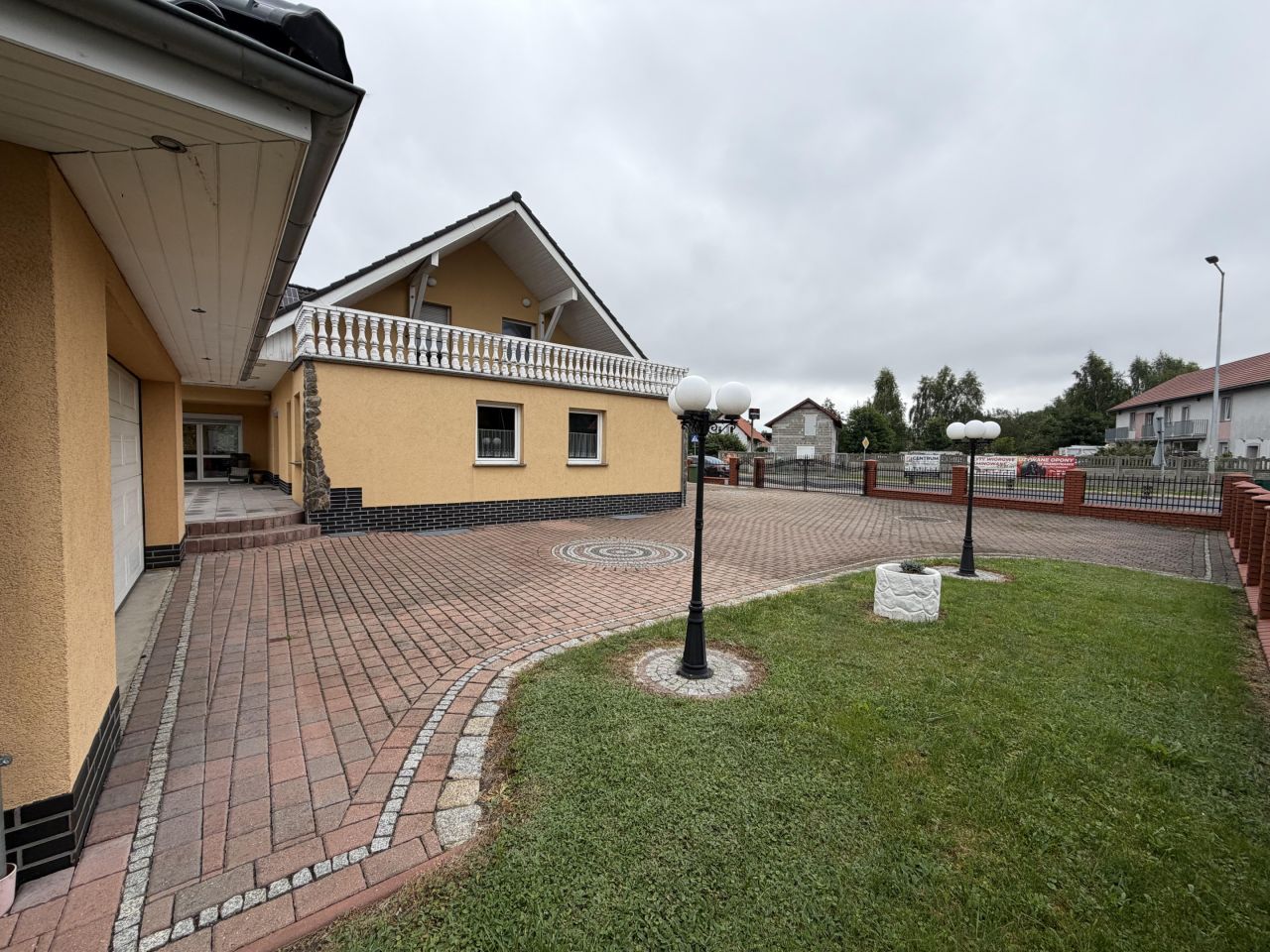 dom wolnostojący Nowogrodziec, ul. 1 Maja. Zdjęcie 5