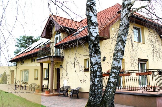 dom wolnostojący, 7 pokoi Trawica. Zdjęcie 2