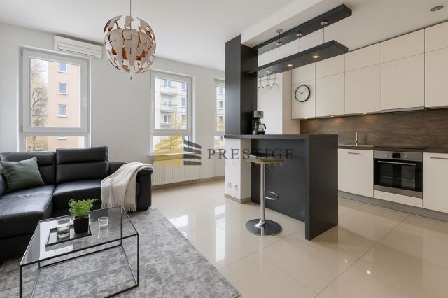 Mieszkanie 2-pokojowe Warszawa Mokotów, ul. Rajska. Zdjęcie 1