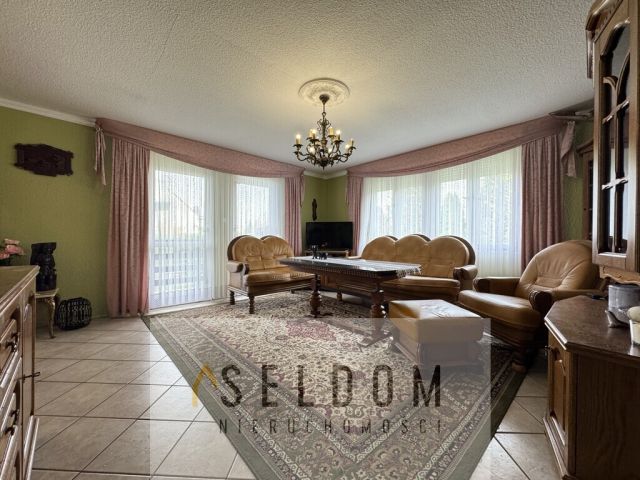 dom wolnostojący, 4 pokoje Stare Siołkowice. Zdjęcie 1