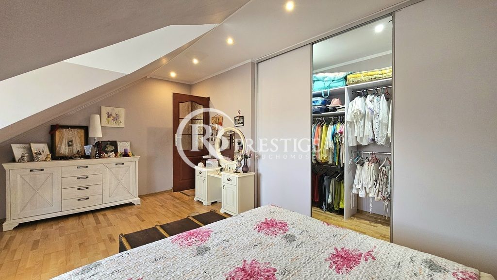 dom wolnostojący, 5 pokoi Lesięcin. Zdjęcie 4