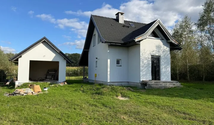 dom wolnostojący, 3 pokoje Kikorze