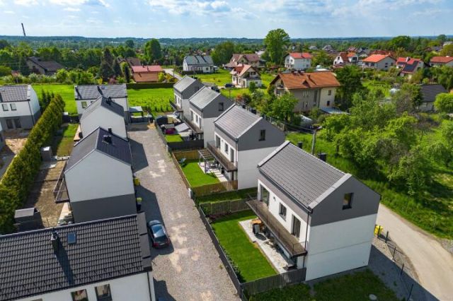 Mieszkanie 4-pokojowe Bielsko-Biała Komorowice Krakowskie, ul. Groszkowa. Zdjęcie 5
