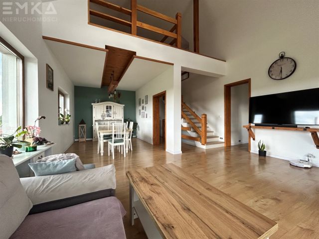 dom, 5 pokoi Trzemeszno, ul. Widokowa. Zdjęcie 9