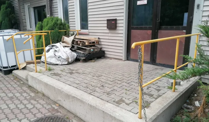 Lokal Końskie, ul. Fabryczna