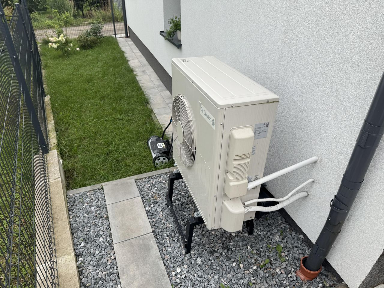 dom wolnostojący, 4 pokoje Różnowo. Zdjęcie 3