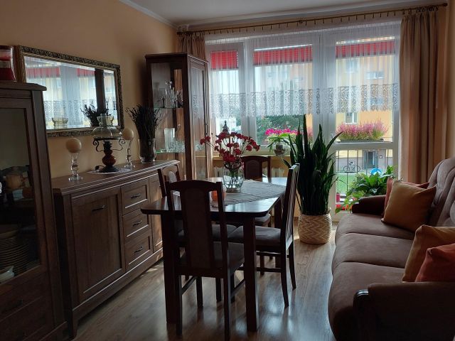 Mieszkanie 3-pokojowe Czarne, ul. Moniuszki. Zdjęcie 1