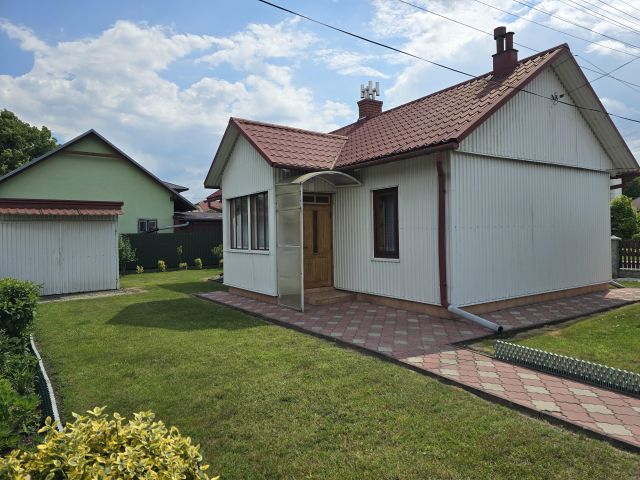 dom wolnostojący, 2 pokoje Czarna. Zdjęcie 2