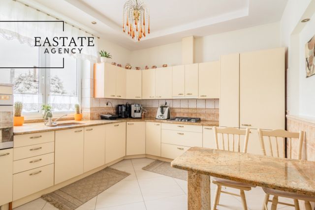 dom wolnostojący, 9 pokoi Gdańsk Osowa, ul. Planetarna. Zdjęcie 5