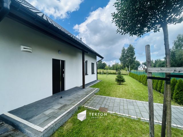 dom wolnostojący, 5 pokoi Winiec. Zdjęcie 3