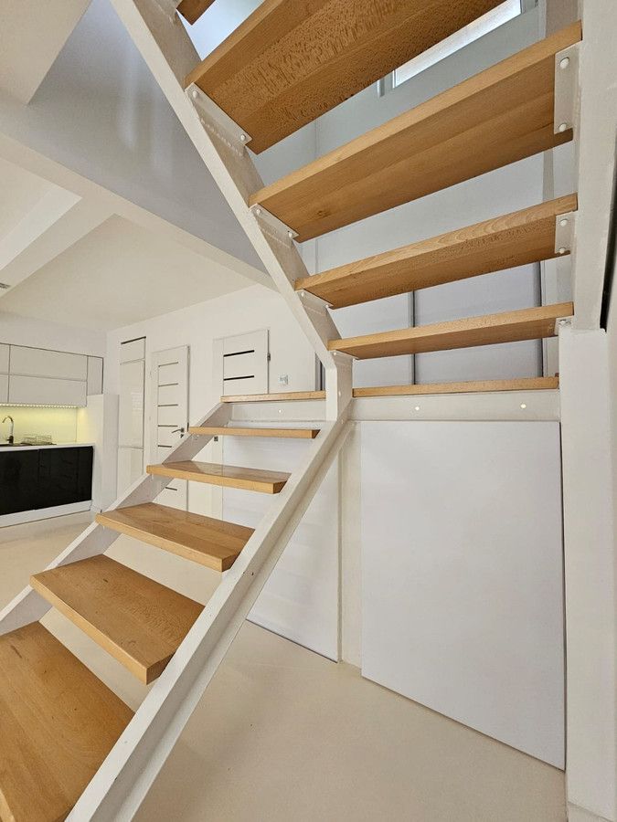 dom wolnostojący, 4 pokoje Meszna. Zdjęcie 3