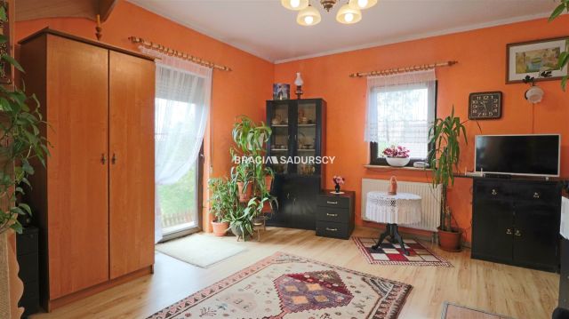 dom wolnostojący, 3 pokoje Sobolów. Zdjęcie 15