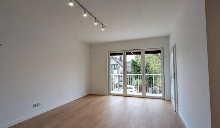 Mieszkanie 4-pokojowe Mokronos Dolny