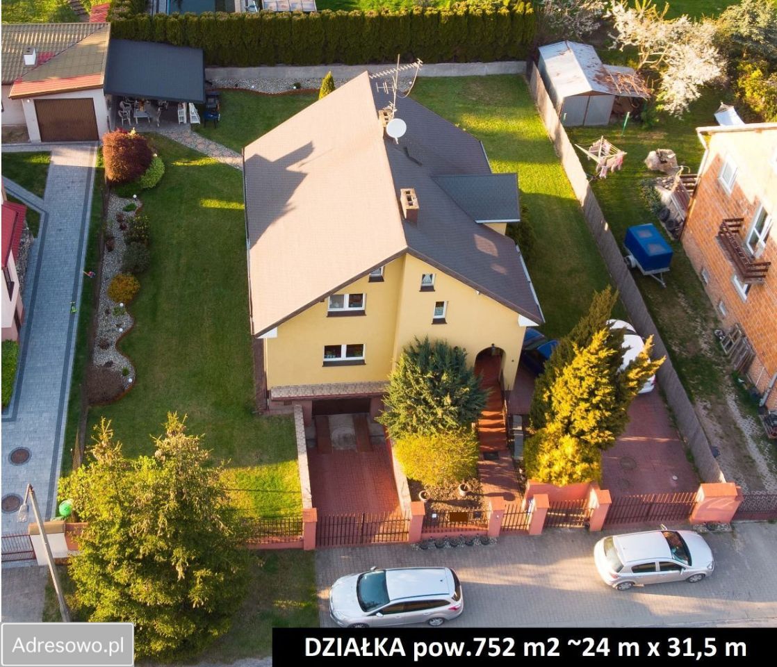 dom wolnostojący, 5 pokoi Łódź Nowosolna, rynek Nowosolna