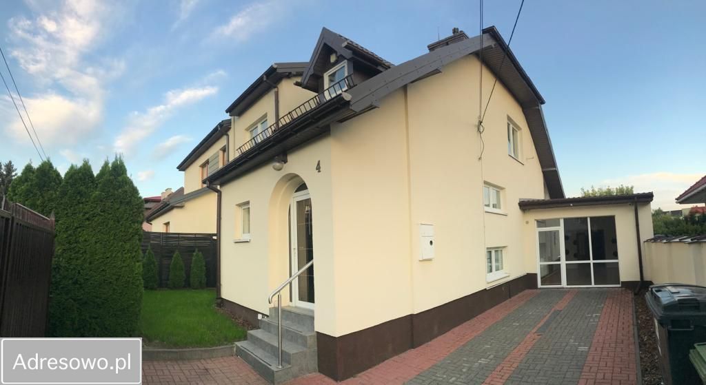 dom wolnostojący, 3 pokoje Warszawa Targówek, ul. Żyzna