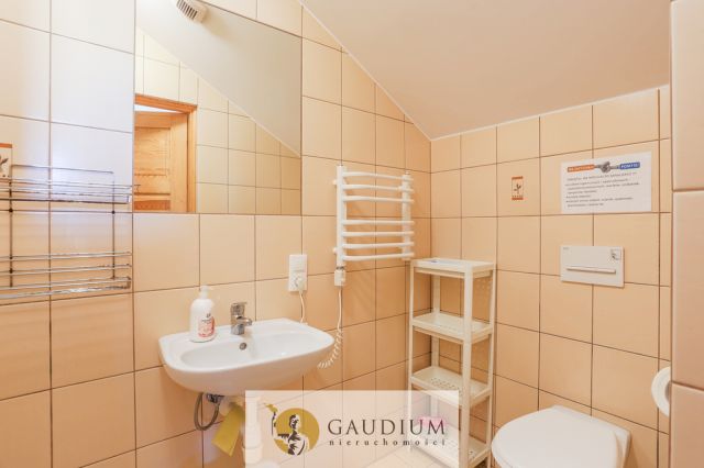 dom wolnostojący, 15 pokoi Rewa. Zdjęcie 5